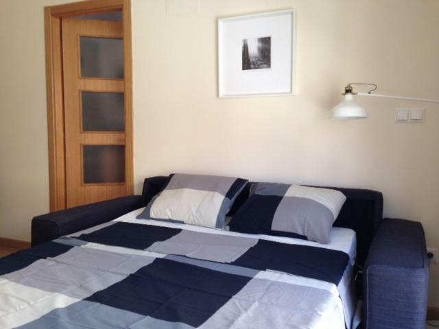 Quiet, Modern Apartment อาลิกันเต ภายนอก รูปภาพ