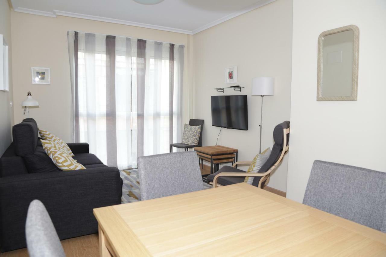 Quiet, Modern Apartment อาลิกันเต ภายนอก รูปภาพ